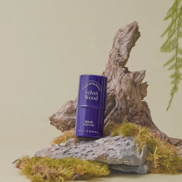 Daily Comma Bello Velvet Wood Solid Perfume