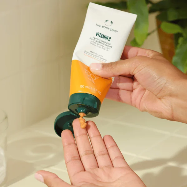 Vitamin C Glow Microdermabrasion